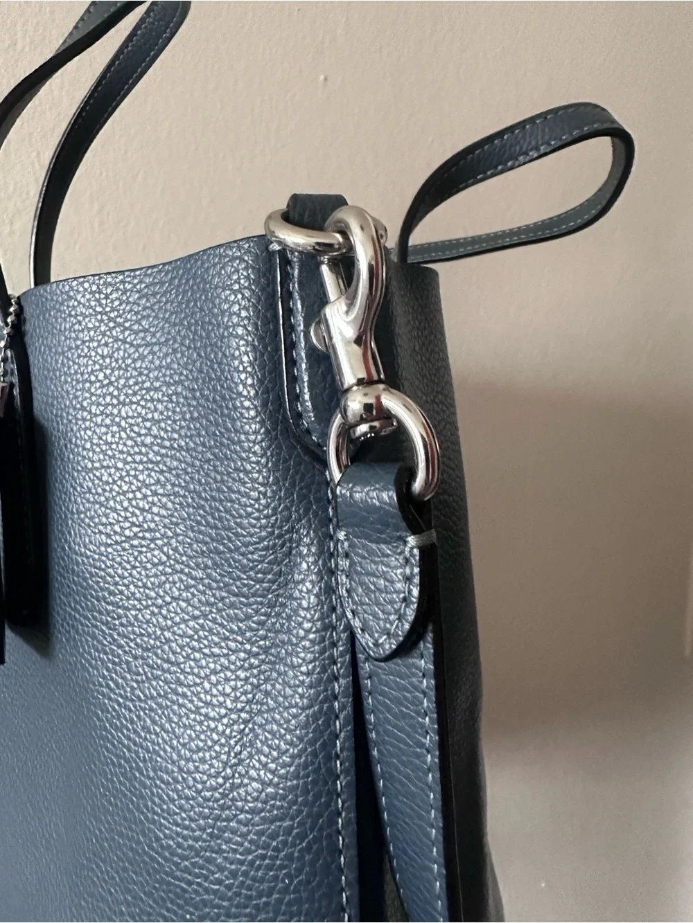 COACH THEA BAG Soft Pebbled Leather Tote Denim Blue Silver Hardware NEVER USED - Picture 8 of 11